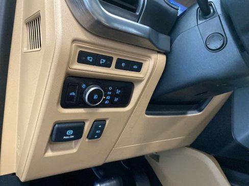 Used 2023 Ford F150 Lariat w/ Equipment Group 502A High AWD/4WD image 18