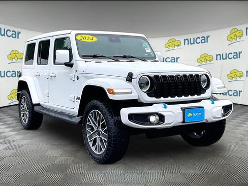 Used 2024 Jeep Wrangler High Altitude AWD/4WD image 1