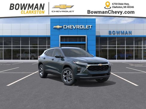 New 2026 Chevrolet Trax LT w/ Driver Confidence Package FWD image 1
