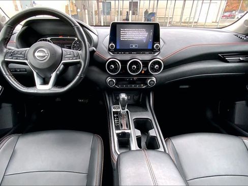 Used 2024 Nissan Sentra SR w/ SR Premium Package image 15