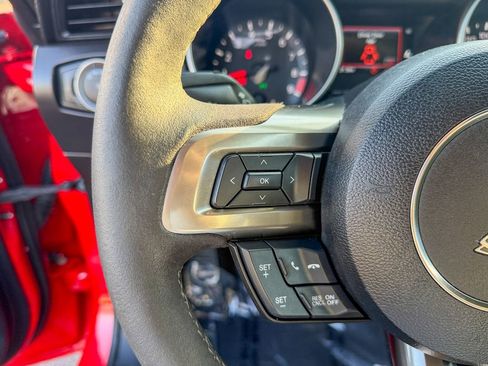 Used 2016 Ford Mustang Shelby GT350 w/ Technology Package image 25