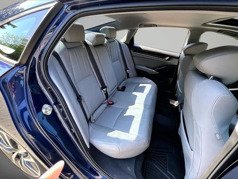 Used 2018 Honda Accord EX-L image 24