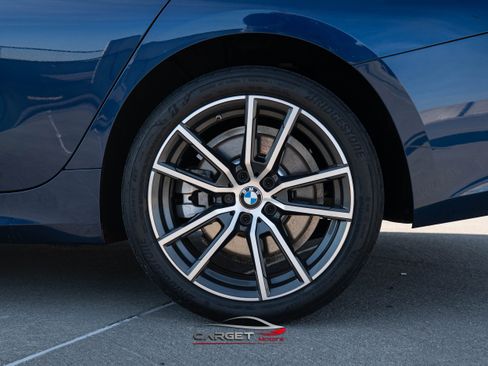 Used 2019 BMW 330i xDrive Sedan w/ Convenience Package image 12