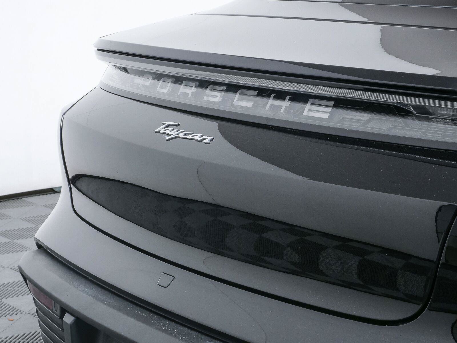 Certified 2022 Porsche Taycan RWD image 34
