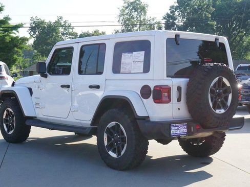 Used 2018 Jeep Wrangler Unlimited Sahara w/ Dual Top Group AWD/4WD image 5
