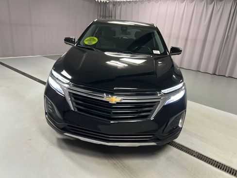 Used 2024 Chevrolet Equinox LT image 2