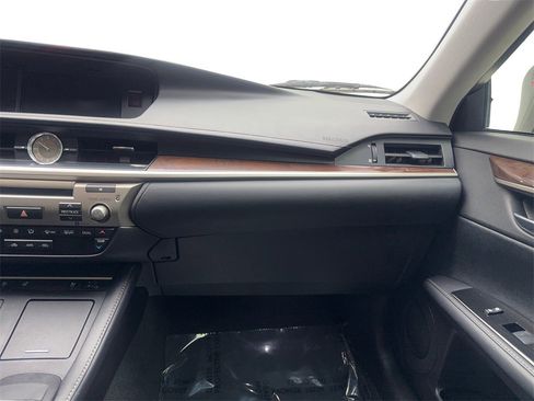 Used 2018 Lexus ES 350 w/ Premier Package image 58