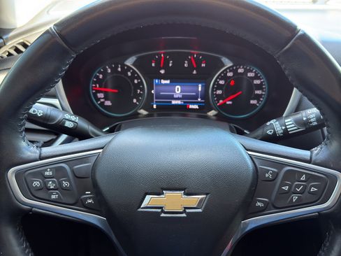 Used 2022 Chevrolet Equinox LT AWD/4WD image 14