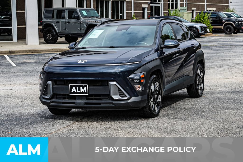 Used 2024 Hyundai Kona SEL FWD image 3