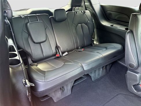 Used 2020 Chrysler Pacifica Touring-L Plus w/ S Appearance Package FWD image 29