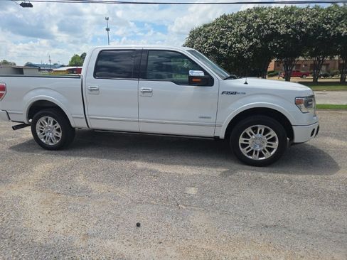 Used 2013 Ford F150 Platinum RWD image 10