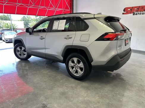 Used 2025 Toyota RAV4 XLE AWD/4WD image 6