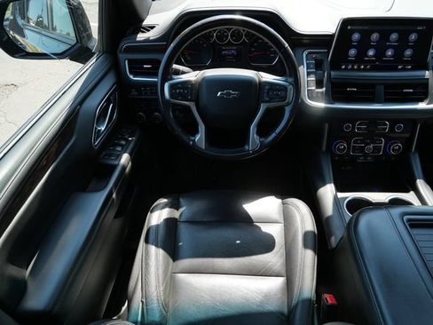 Used 2021 Chevrolet Tahoe Z71 w/ Z71 Signature Package AWD/4WD image 13