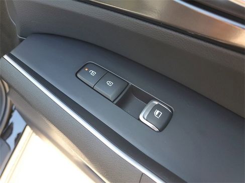 New 2026 Kia Sorento S image 11