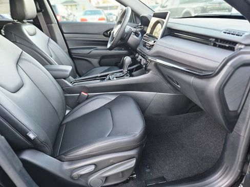 New 2026 Jeep Compass Limited w/ Sun, Sound & Navigation Group image 8