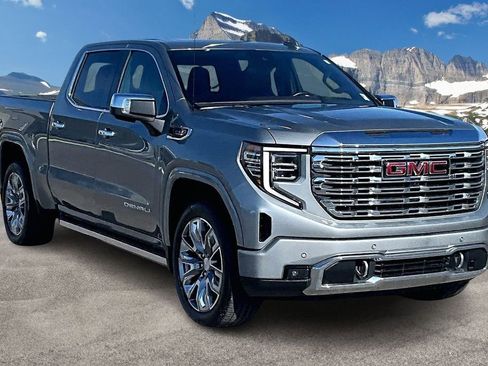 Used 2025 GMC Sierra 1500 Denali AWD/4WD image 12