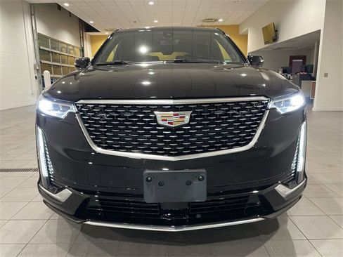 Certified 2025 Cadillac XT6 Premium Luxury w/ Technology Package image 9
