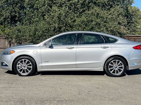 Certified 2018 Ford Fusion Energi SE FWD image 7