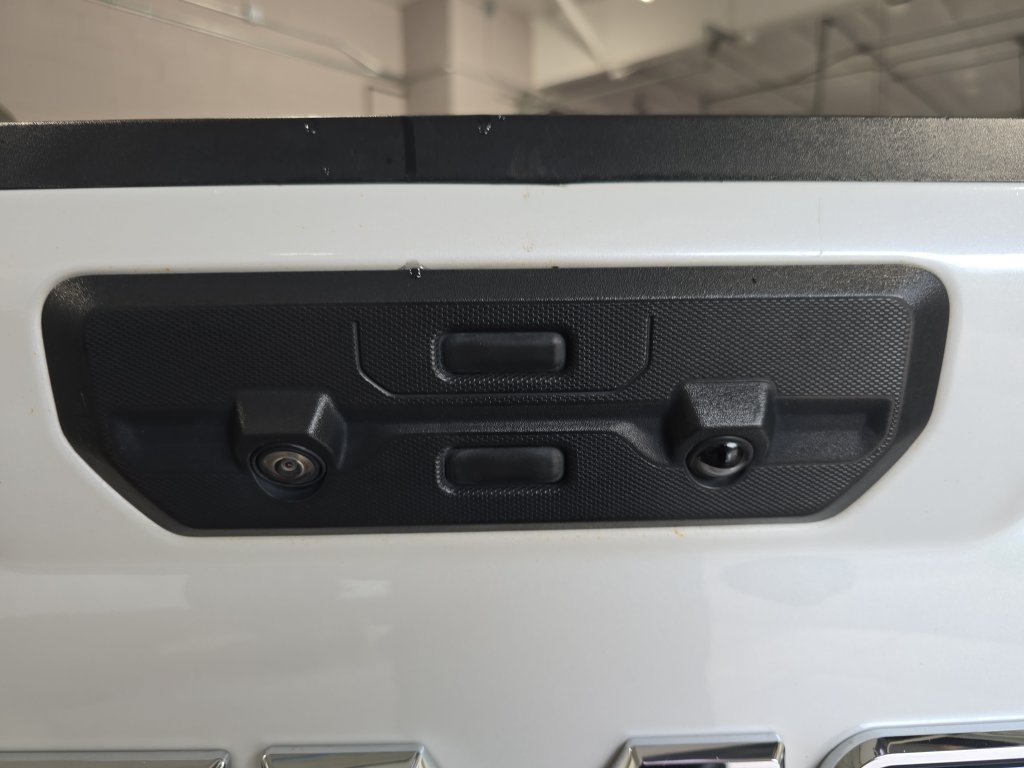 Certified 2023 GMC Sierra 1500 Denali Ultimate AWD/4WD image 14