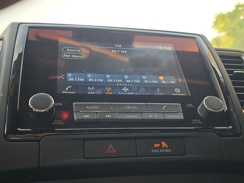 Certified 2022 Nissan Frontier SV RWD image 30