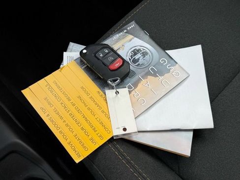 Used 2024 Jeep Wrangler Unlimited image 4