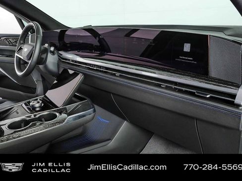 Certified 2025 Cadillac Escalade IQ Sport 1 AWD/4WD image 24