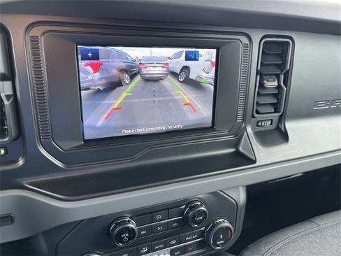 Used 2022 Ford Bronco Big Bend image 29