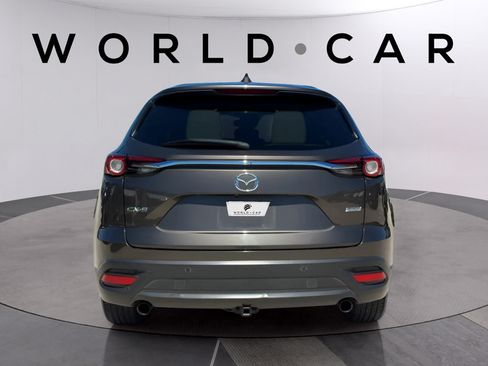 Used 2018 MAZDA CX-9 Touring w/ Touring Premium Package FWD image 4