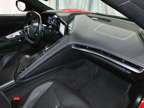 Used 2024 Chevrolet Corvette Stingray Convertible RWD image 51