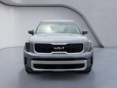 Used 2023 Kia Telluride LX FWD image 8