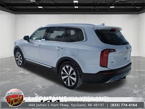 Used 2021 Kia Telluride SX w/ SX Prestige Package image 3