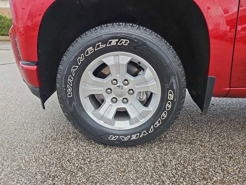 Used 2021 Chevrolet Silverado 1500 RST image 14