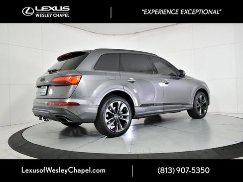 Used 2025 Audi Q7 3.0T Premium Plus image 6
