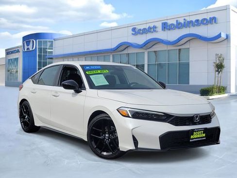 Used 2026 Honda Civic Sport image 1