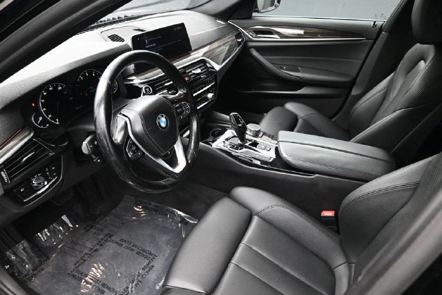 Used 2018 BMW 530i xDrive AWD/4WD image 18