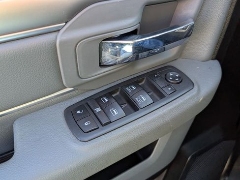 Used 2019 RAM 1500 Classic Warlock AWD/4WD image 18