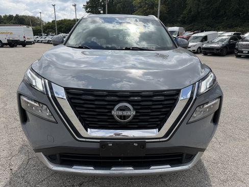 Used 2023 Nissan Rogue Platinum w/ Platinum Premium Package AWD/4WD image 2