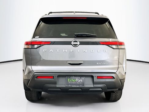 Used 2023 Nissan Pathfinder SV AWD/4WD image 7