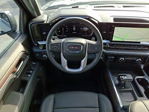 New 2026 GMC Sierra 1500 SLT w/ SLT Premium Plus Package image 8