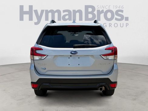 Used 2023 Subaru Forester Limited AWD/4WD image 4