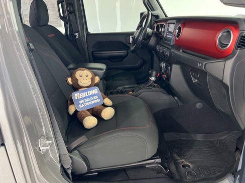 Used 2021 Jeep Gladiator Rubicon w/ Trailer Tow Package image 22