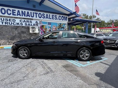 Used 2022 Kia K5 LXS FWD image 11