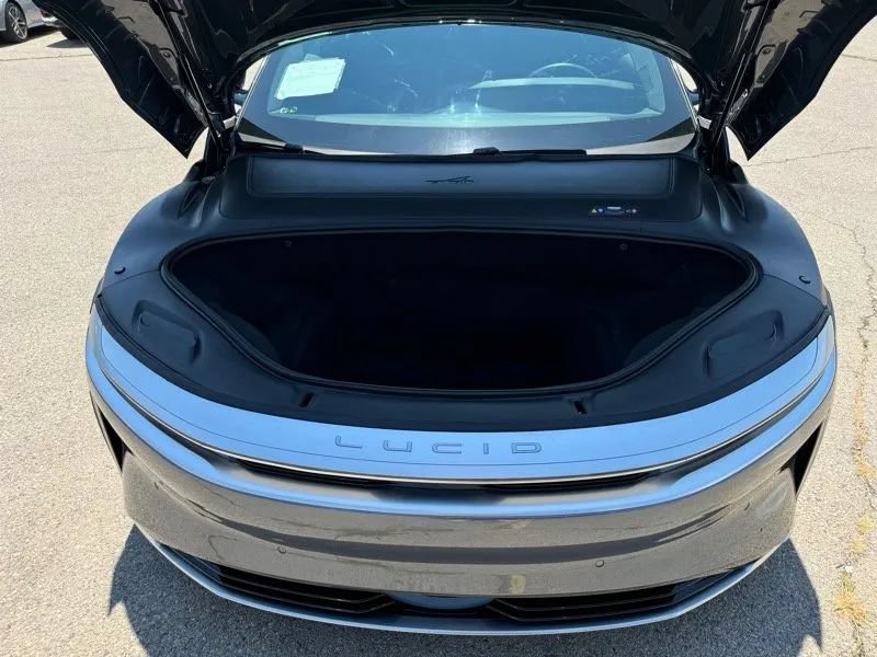 Used 2023 Lucid Air Pure AWD/4WD image 46