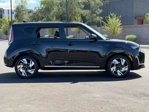 Used 2023 Kia Soul GT-Line FWD image 7