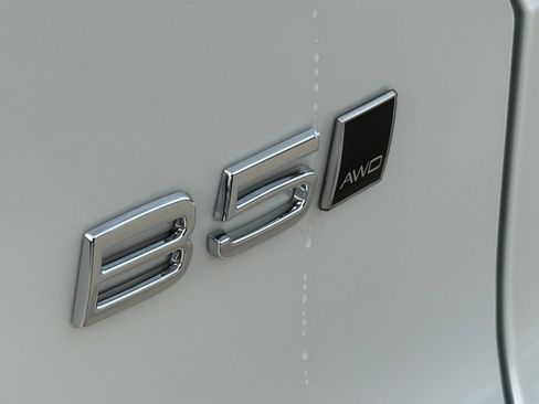 New 2026 Volvo XC40 B5 Plus w/ Protection Package Premier image 8