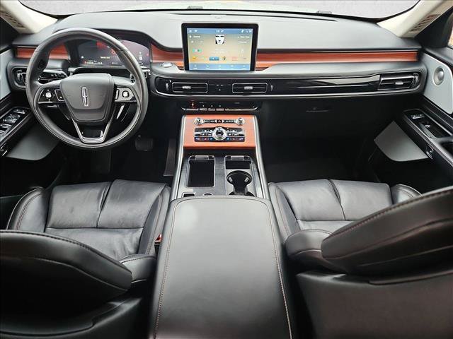 Used 2024 Lincoln Aviator Reserve w/ Equipment Group 201A AWD/4WD image 19