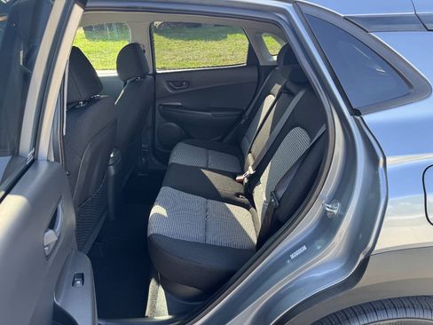 Used 2021 Hyundai Kona SEL AWD/4WD image 12