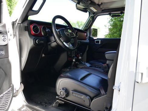 Used 2019 Jeep Wrangler Unlimited Rubicon AWD/4WD image 22