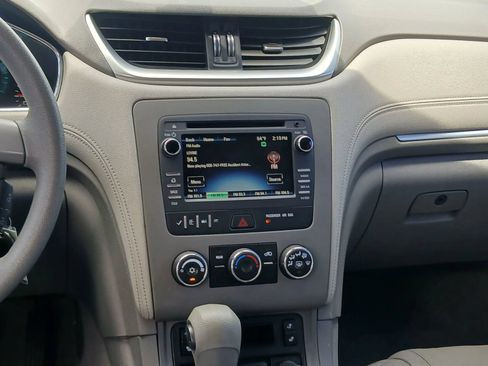 Used 2016 Chevrolet Traverse LS FWD image 26