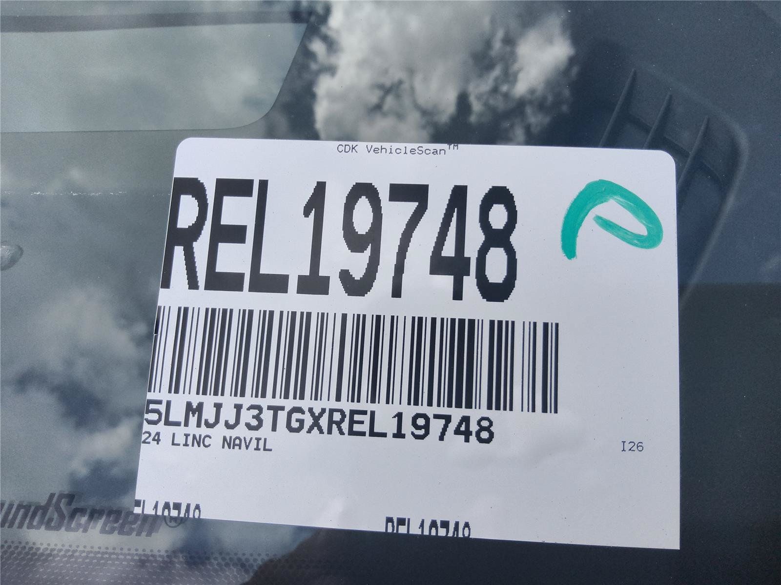 Certified 2024 Lincoln Navigator L Black Label AWD/4WD image 11